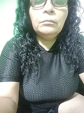 Amarantha25's Live XXX Chat