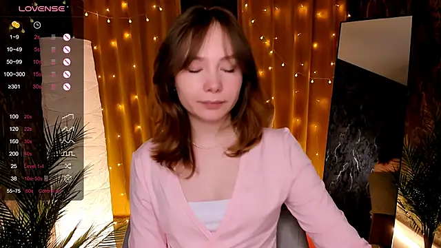 LanaBlu_ Chat XXX live