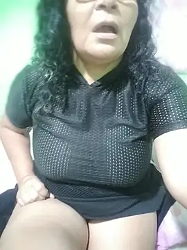 Amarantha25's Live XXX Chat