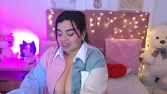 MiahJoness Chat XXX in diretta