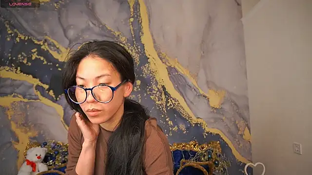 Yen_Starn Live XXX chat