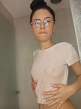 Chat +18 de Natalye_23 ao vivo