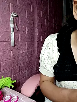 Eye-squirt 在線直播表演