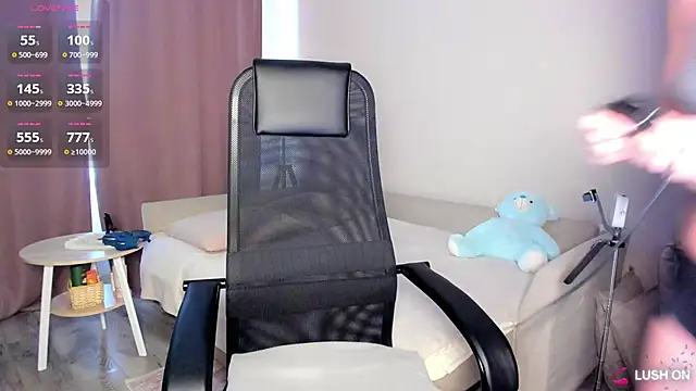 DannaEvan: онлайн-секс-чат