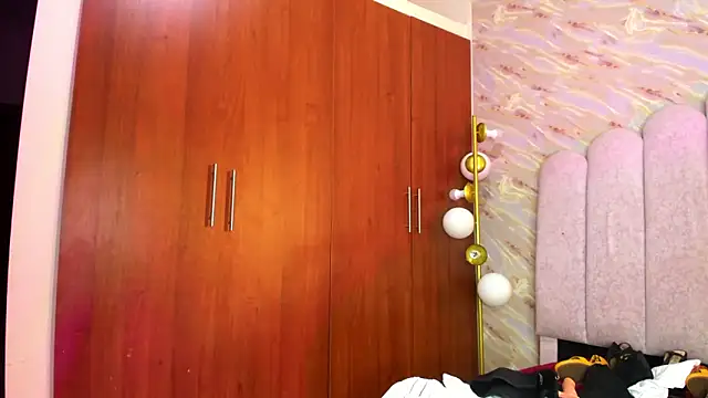 Chatroom XXX en direct de kathy-steven