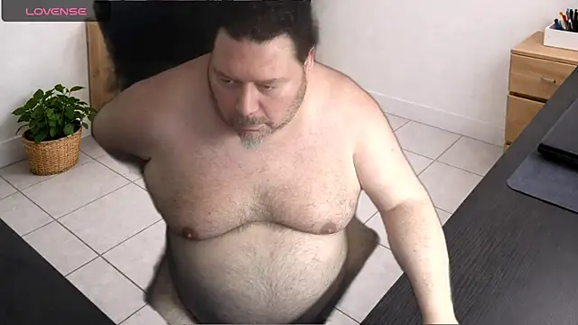 Chatroom XXX en direct de MysticDevil