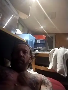 Chatroom XXX en direct de AceticPinscher