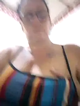 Pokazy przed kamerką – tugordita-hot