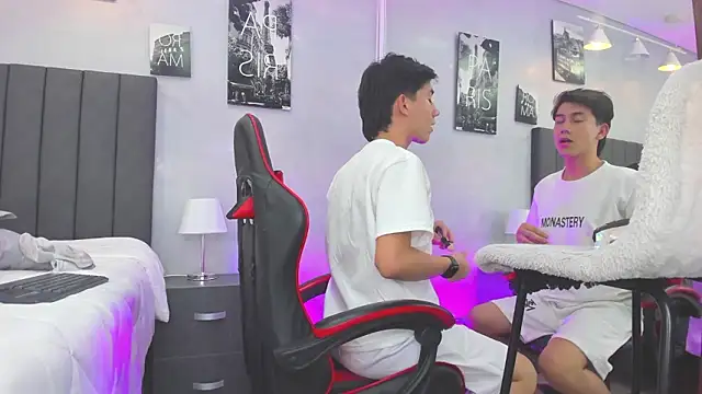 Raphael_Nyon live XXX chat