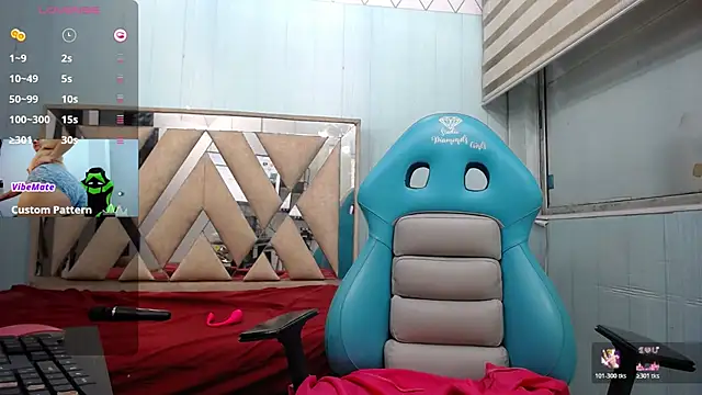 allison_max_tattoo Chat XXX live