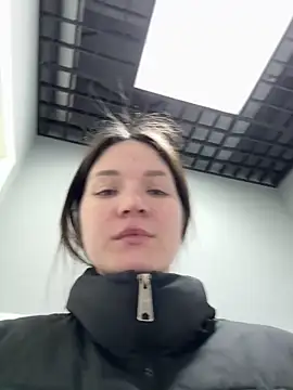 horny_milkis' Webcam Show