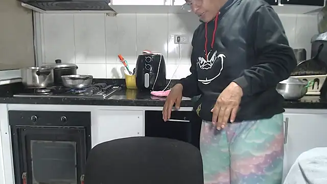 kateleyagrey's Live XXX Chat