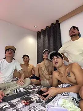 TheBatMansionのライブXXXチャット