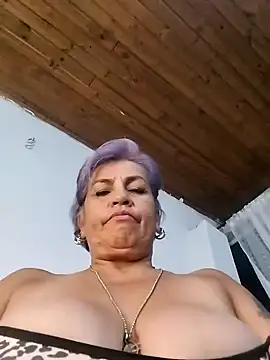 Czat XXX na żywo – DirtyBIianca