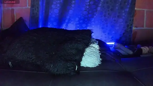 دردشة Cata-angel الجنسية المباشرة