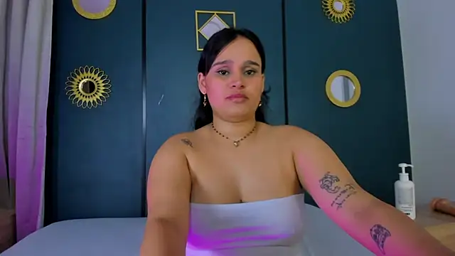 lia_sexx19 Adlı Modelin Canlı XXX Sohbeti