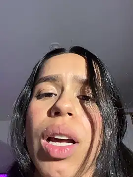 xlovelygirlx's Live XXX Chat