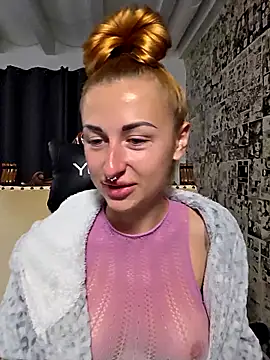 kylie_blck Adlı Modelin Canlı XXX Sohbeti