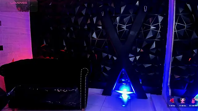 دردشة LiamDeep الجنسية المباشرة