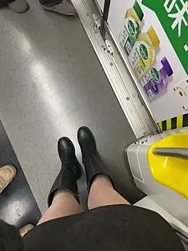 yimisun01 在線直播表演