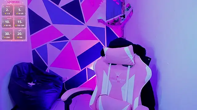 little_emma0 Chat XXX live