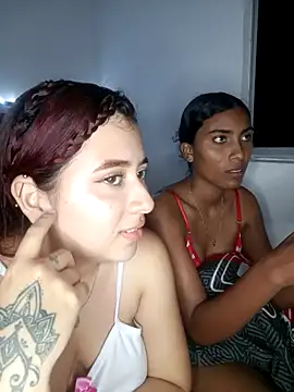 دردشة Chloe_Sky_love الجنسية المباشرة