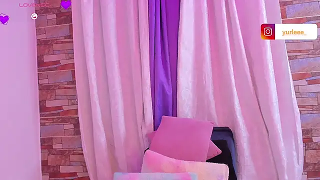 دردشة Brandy_brown_ الجنسية المباشرة