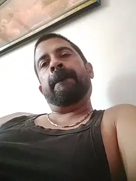 XxX_KING30 élő XXX-chatje