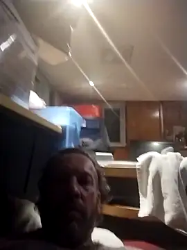 AceticPinscher live XXX chat