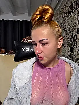 kylie_blck 即時 XXX 聊天