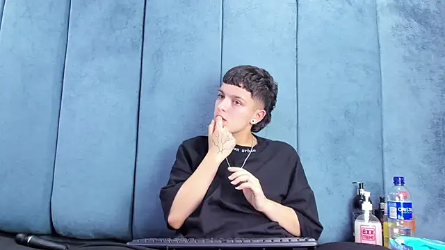 Megan_Thompson_ 现场XXX聊天