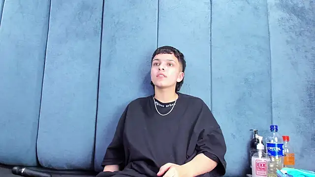 Megan_Thompson_ Chat XXX in diretta