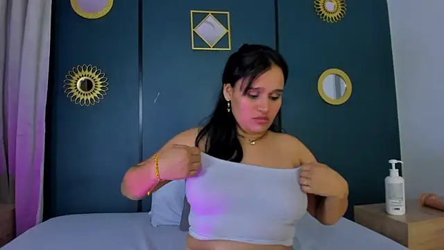 lia_sexx19 élő XXX-chatje