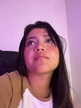 alisson_carolina73 Chat XXX in diretta