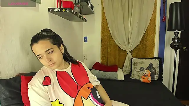 SARAMISHA: απευθείας συνομιλία ΧΧΧ