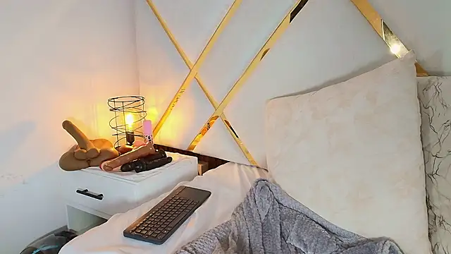 Slut_Milf_: απευθείας συνομιλία ΧΧΧ