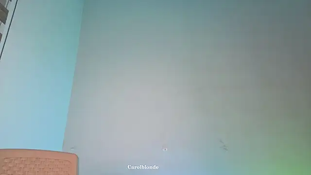 Carolblonde 现场XXX聊天