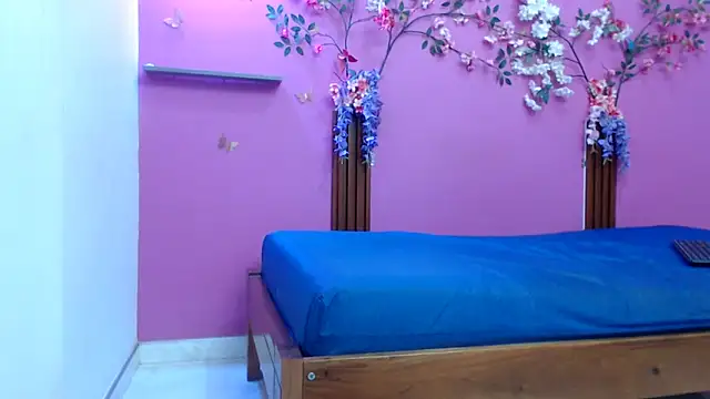 skinnybarbie022 라이브 XXX 채팅