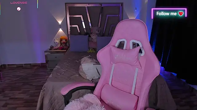 lunaarose's Live XXX Chat