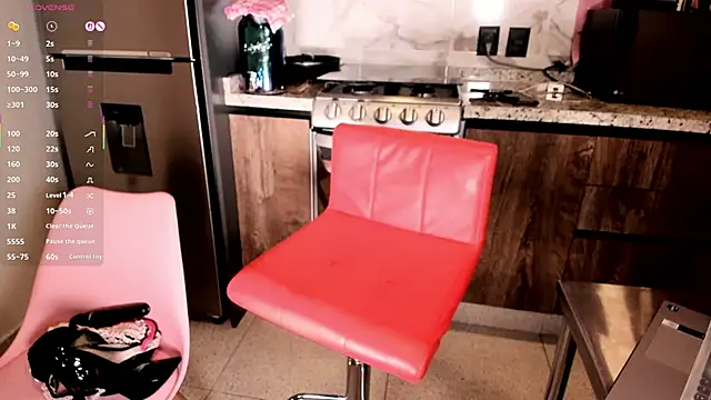 missbratzboobs 现场XXX聊天