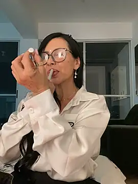 caritoo21 Live XXX-chat