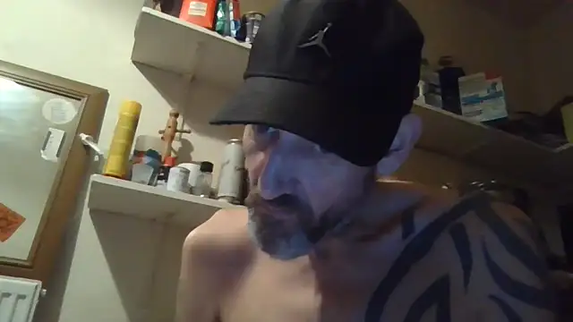 Chatroom XXX en direct de DOUBLETROUBLE7773