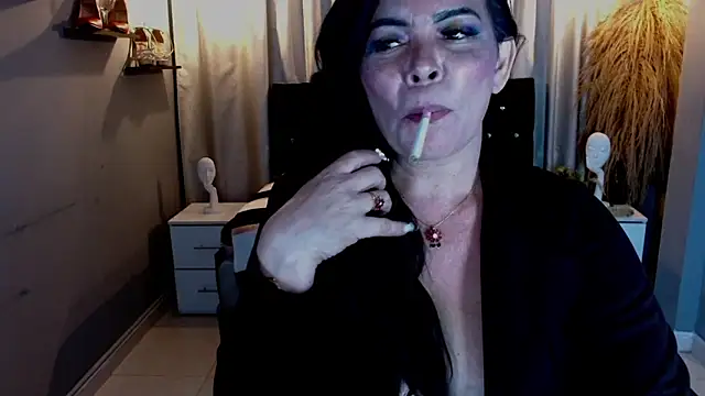 Chatroom XXX en direct de josephine_miller