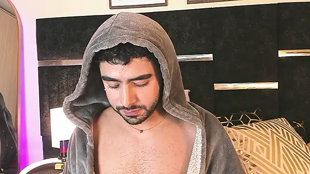 دردشة ItsMeEros الجنسية المباشرة