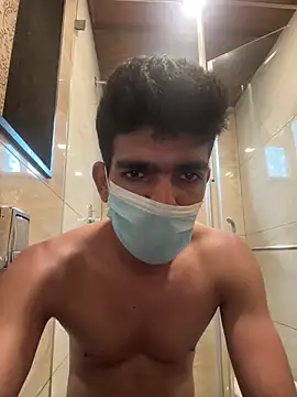 BadBoyTom78 网络视讯表演