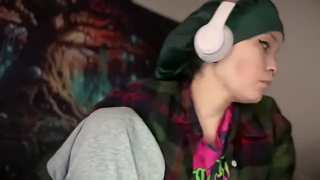 FRRANNKIE: онлайн-секс-чат