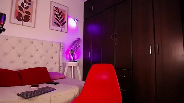 Barbie_Goddess: онлайн-секс-чат