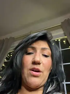 LittleMissEeve Adlı Modelin Canlı XXX Sohbeti