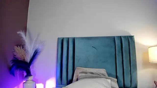 NoraDasilva élő XXX-chatje