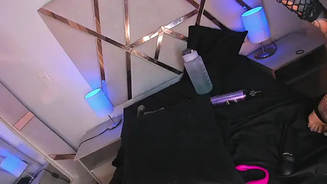 Lucia_velez's Live XXX Chat